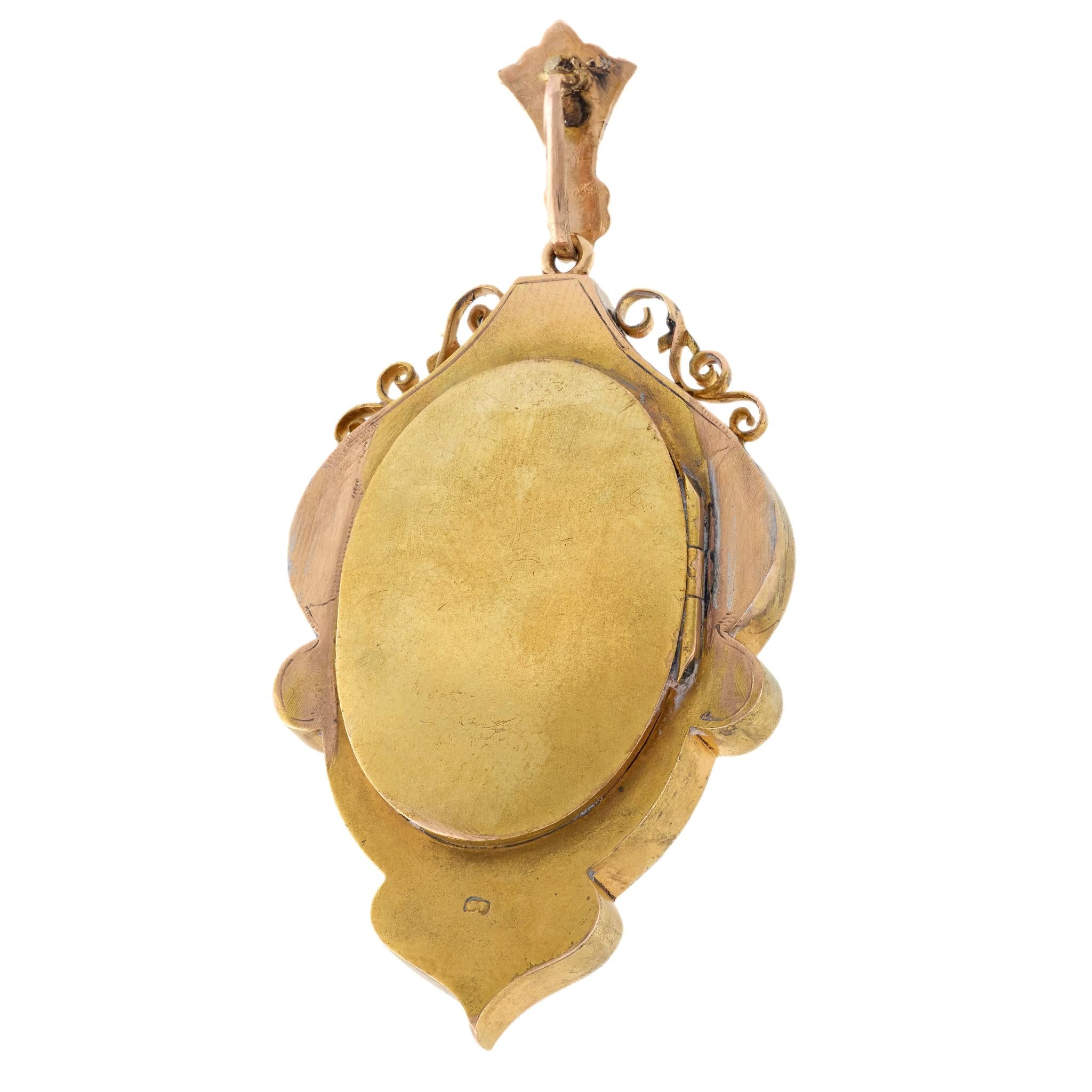 Victorian 15k and Diamond Etruscan Locket