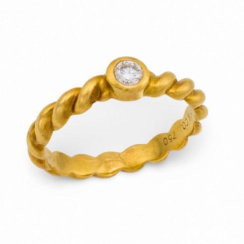 TIFFANY & CO. Estate 18k Diamond Ring