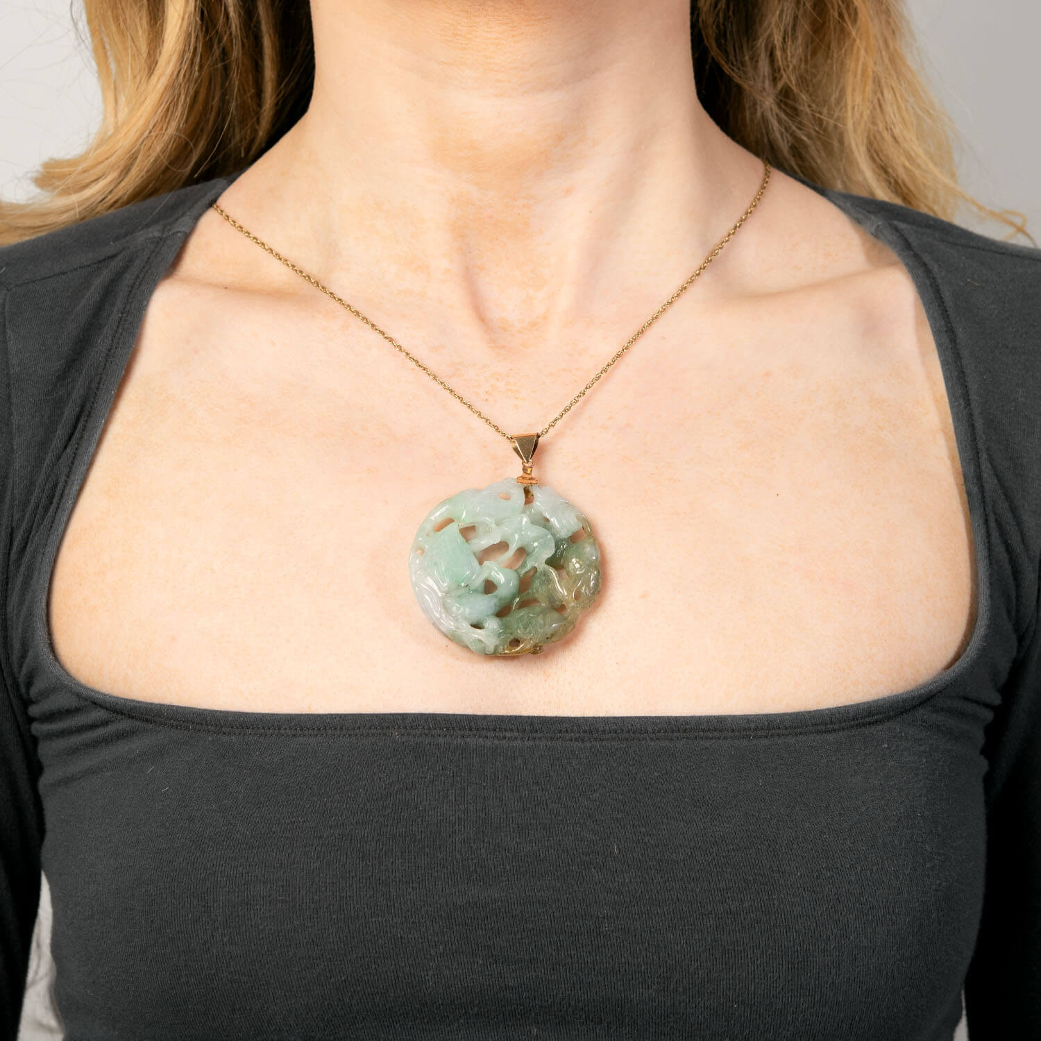 Vintage 14k Jade Pendant