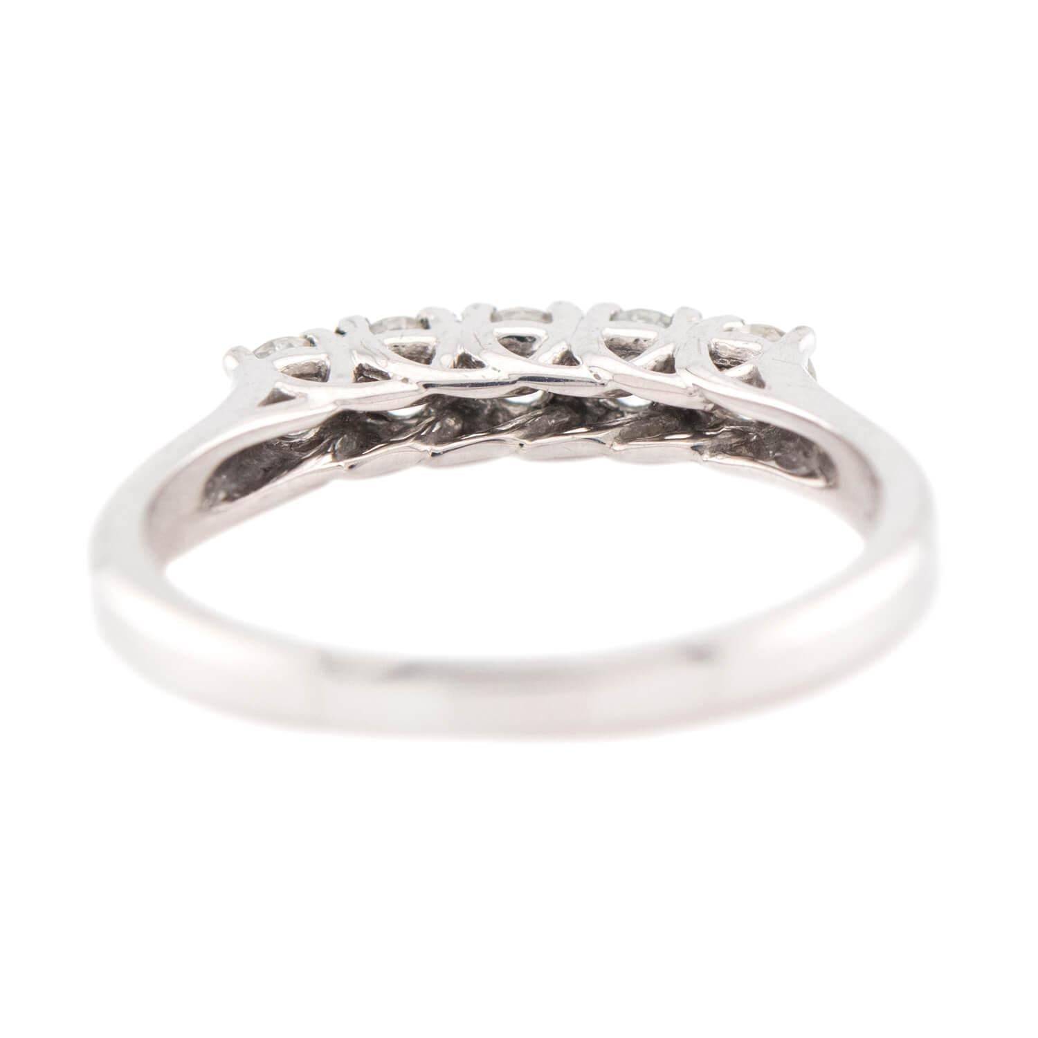 JEFF COOPER Estate 18k Diamond Five Stone Ring