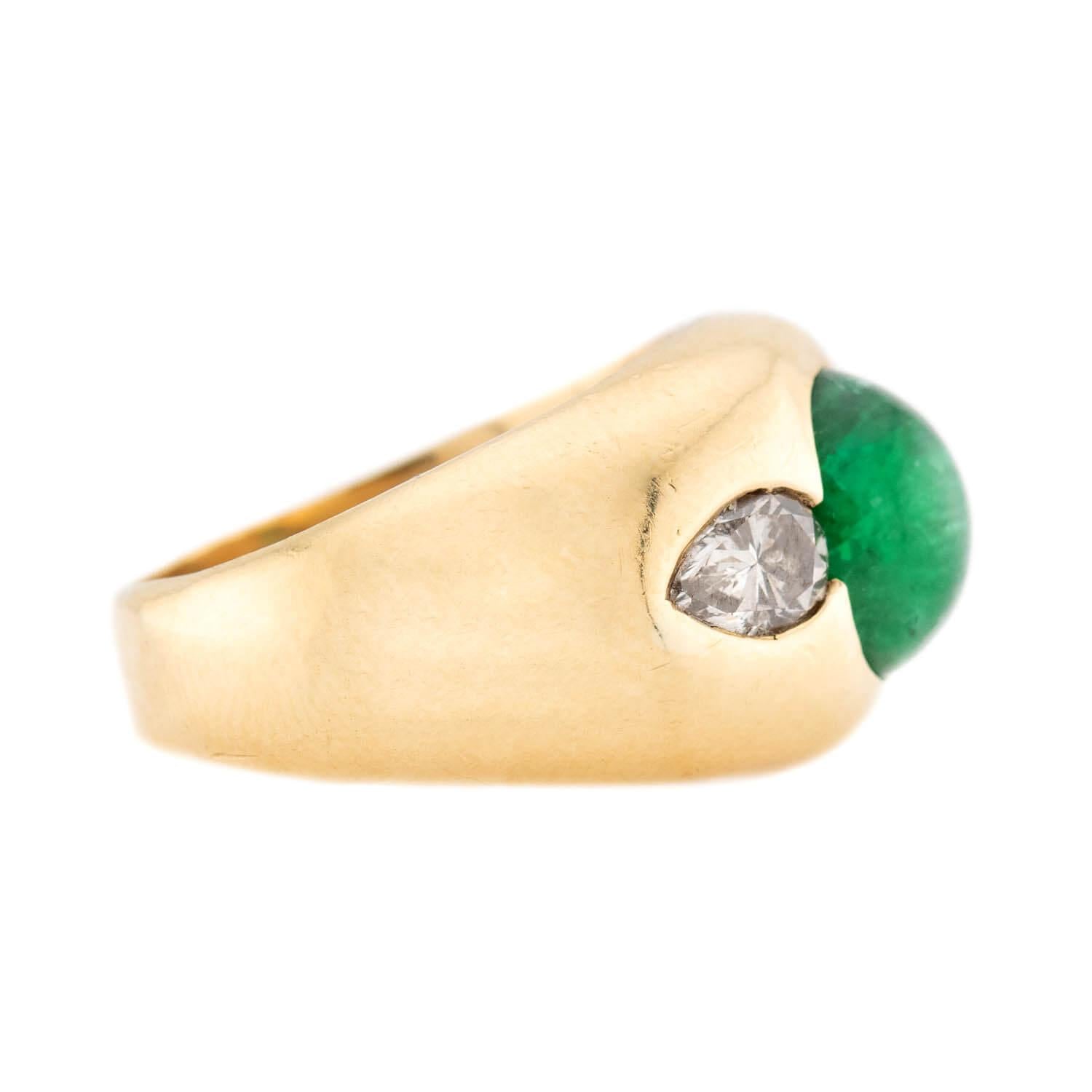 Retro 18k Emerald and Diamond Flush Mount Ring