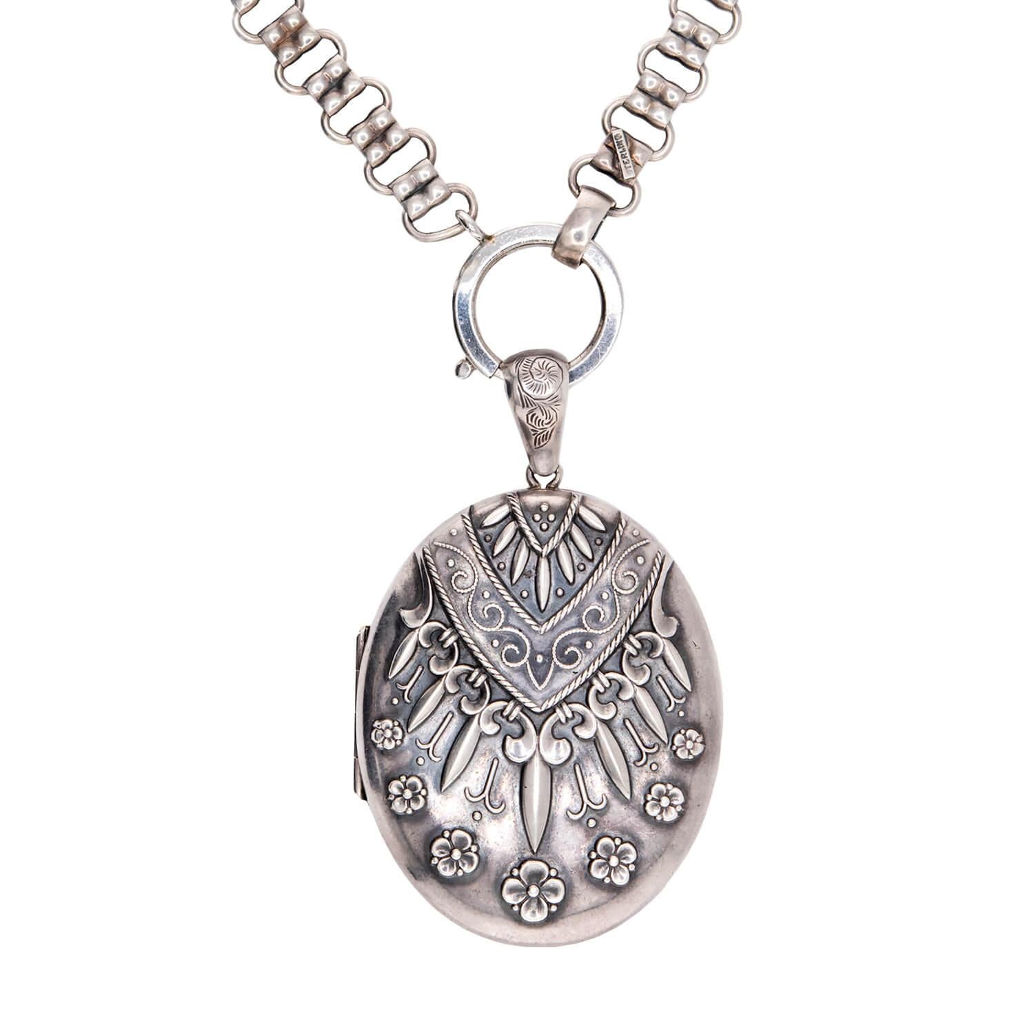 Victorian Sterling Silver Book Chain & Repoussé Locket Pendant Necklace