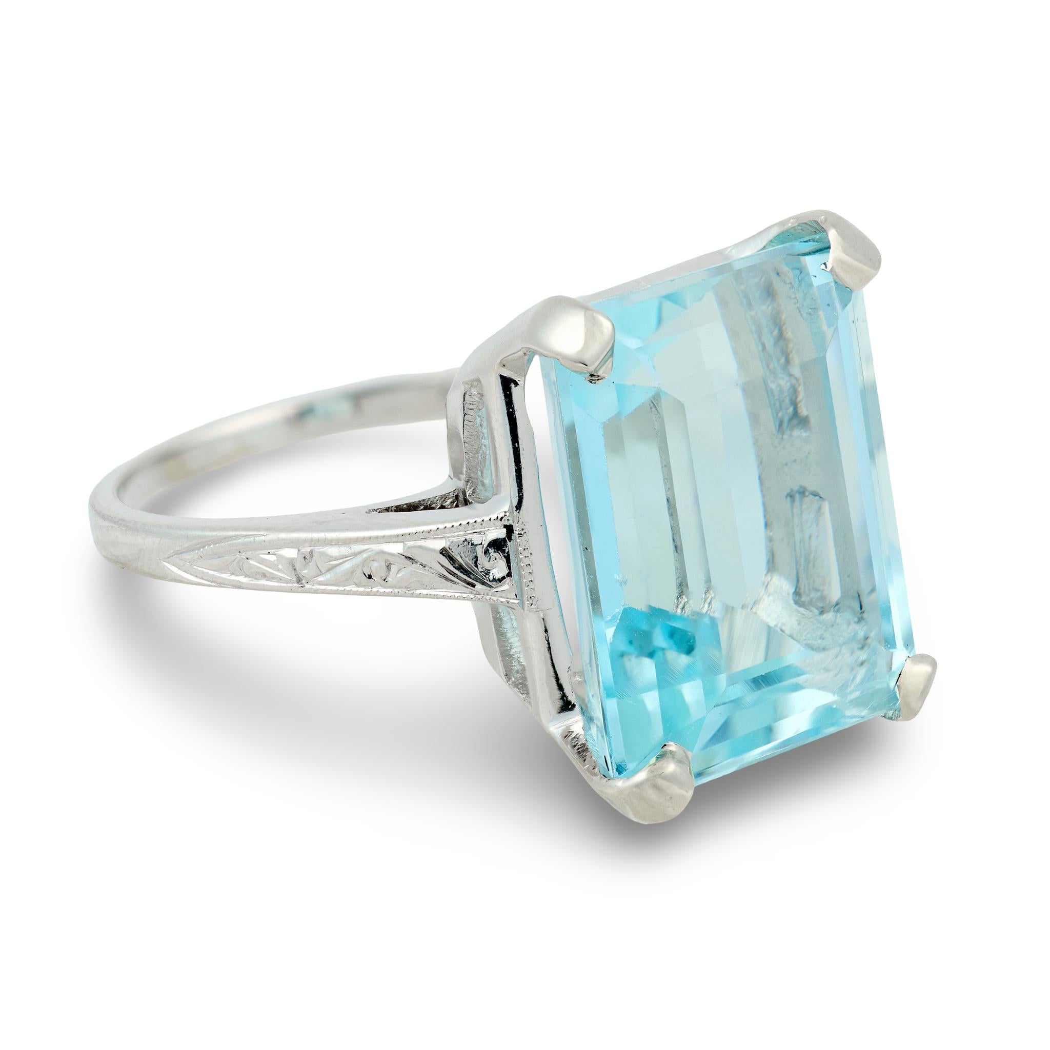 Retro 14k Aqua Cocktail Ring