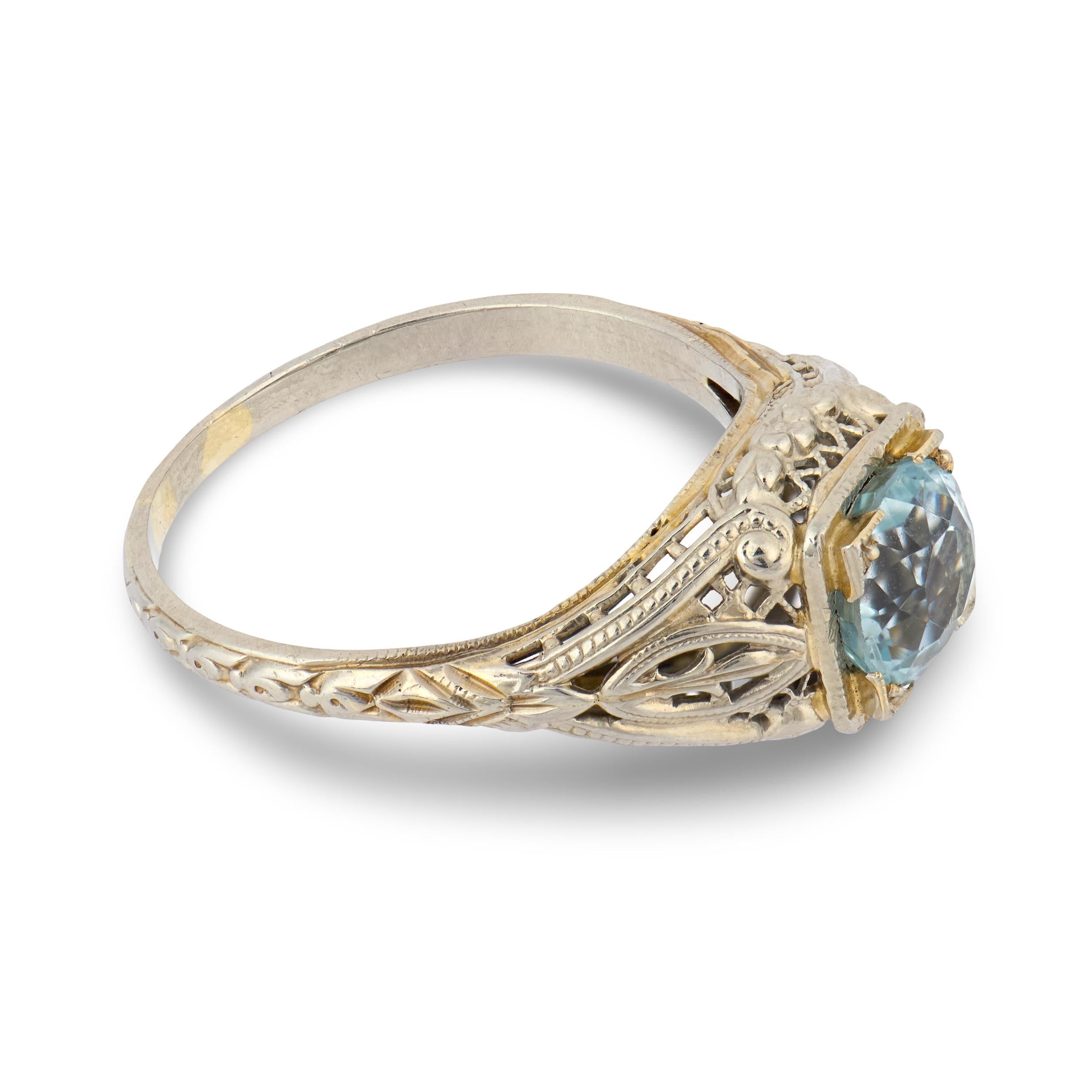 Art Deco 18k Aqua Ring