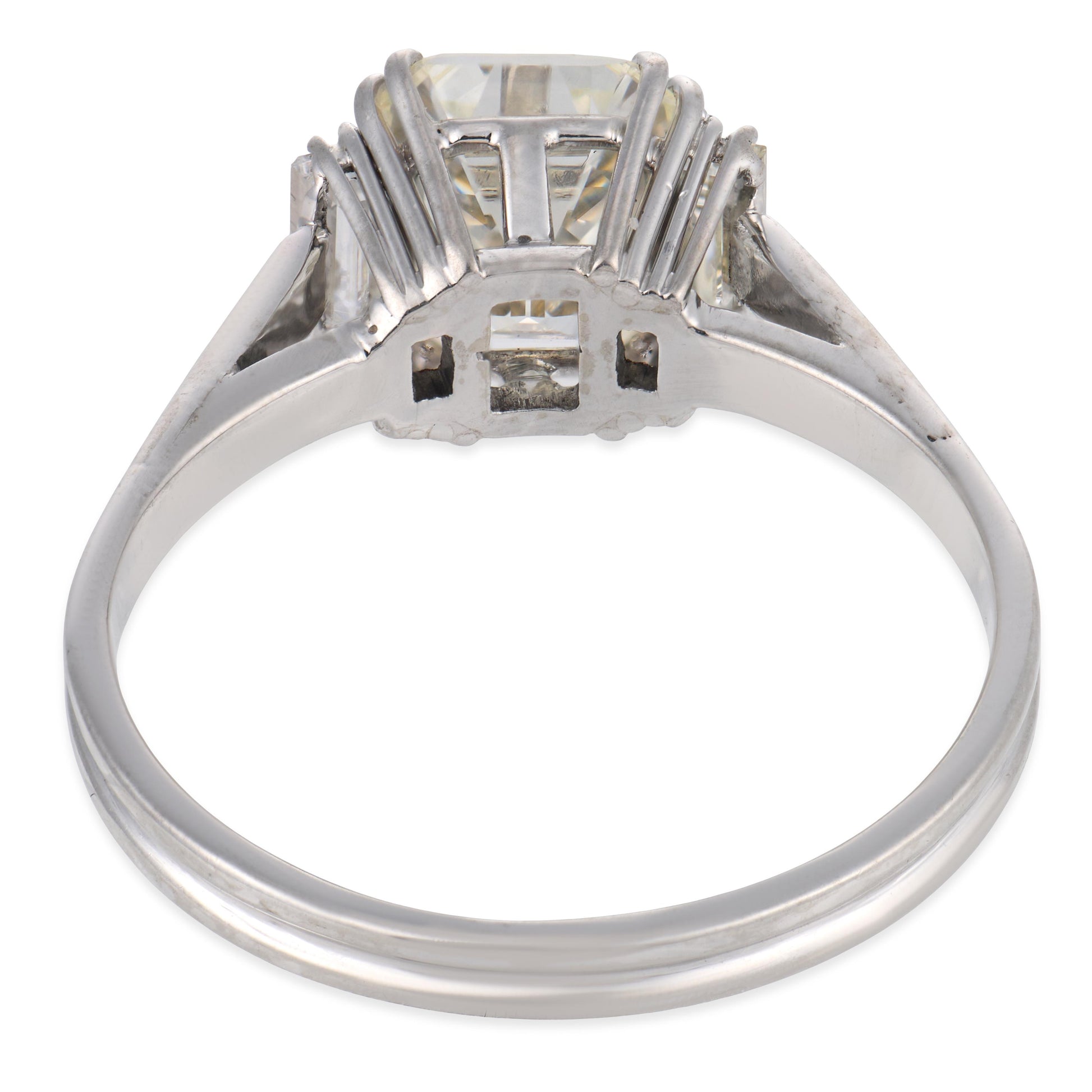 Art Deco 18k Diamond Engagement Ring 2.37ct