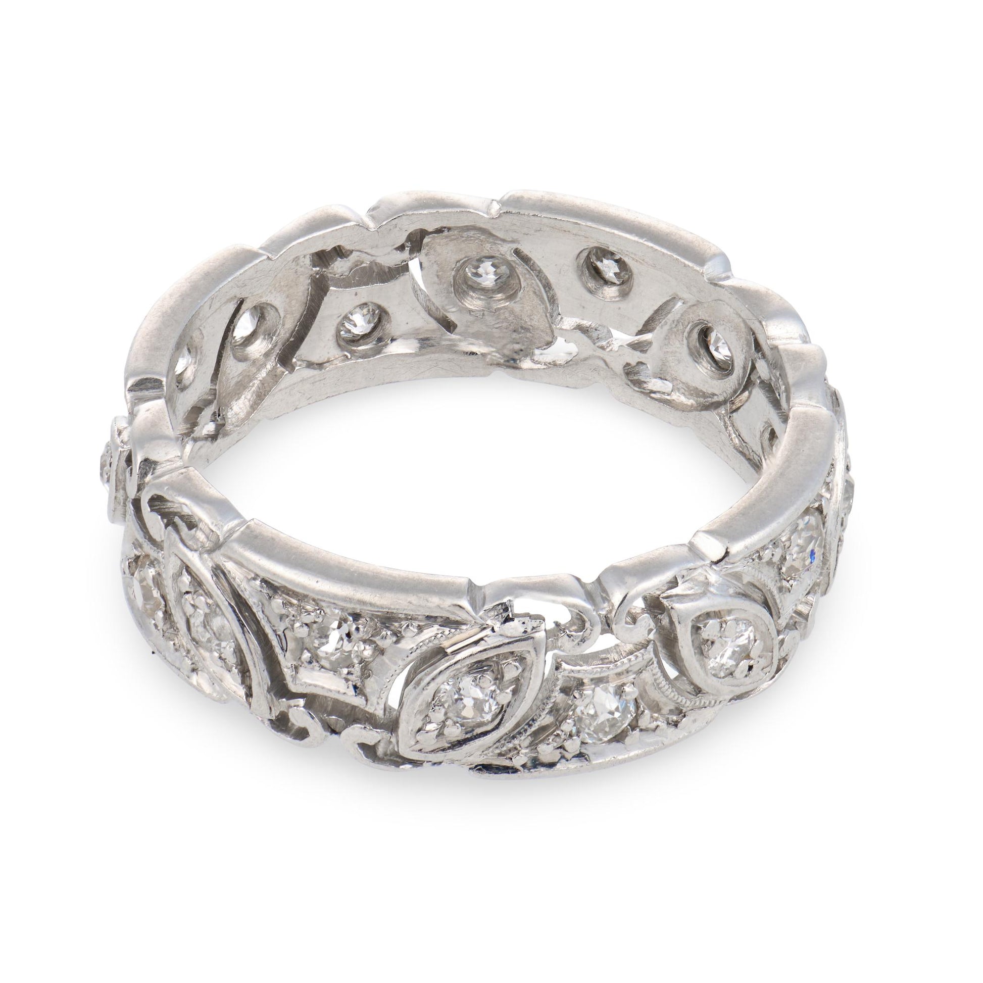 Art Deco Platinum Diamond Foliage-Motif Band