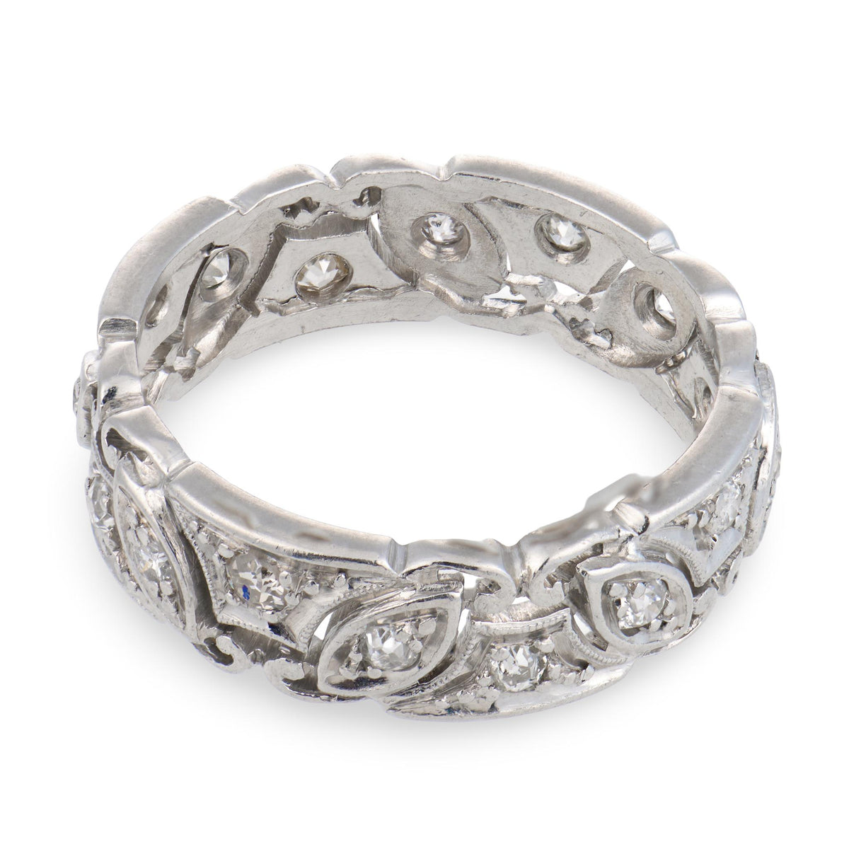 Art Deco Platinum Diamond Foliage-Motif Band