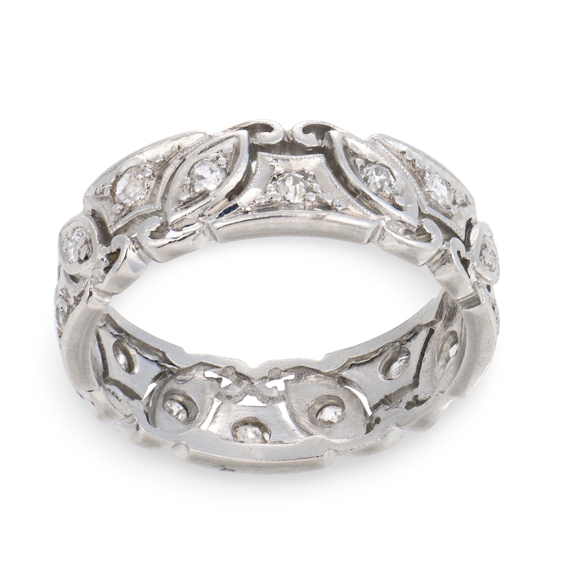 Art Deco Platinum Diamond Foliage-Motif Band