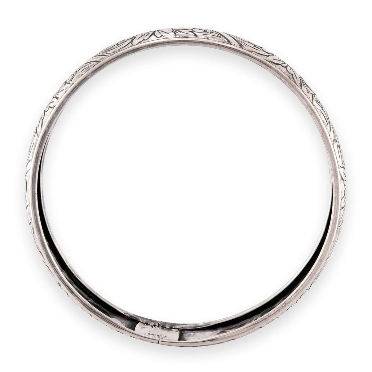 BEAU Retro Sterling Silver Floral-Motif Bangle
