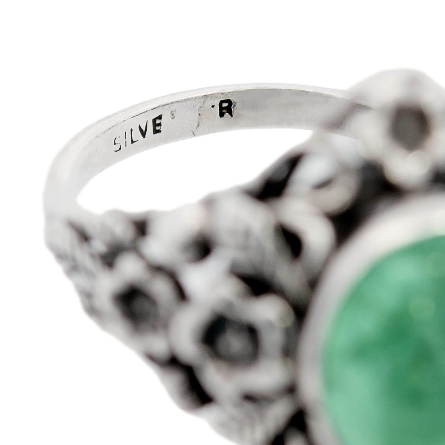 Art Nouveau Sterling Silver Emerald Cabochon Floral Motif Ring