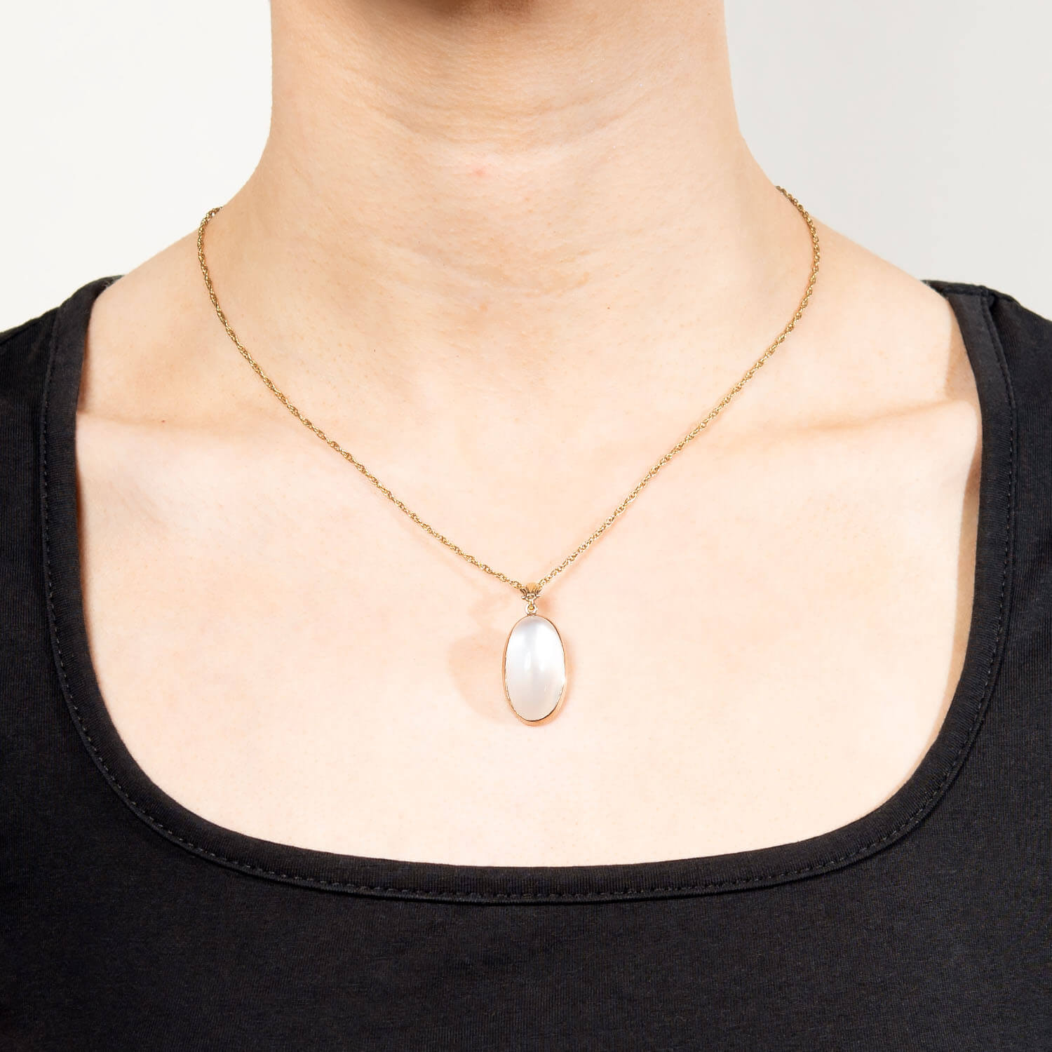 Late Victorian 12k Moonstone Pendant