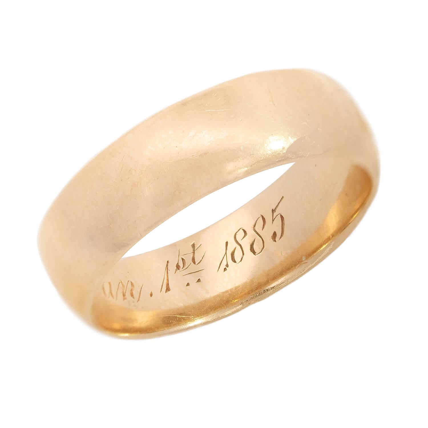 Victorian 18k Wedding Band