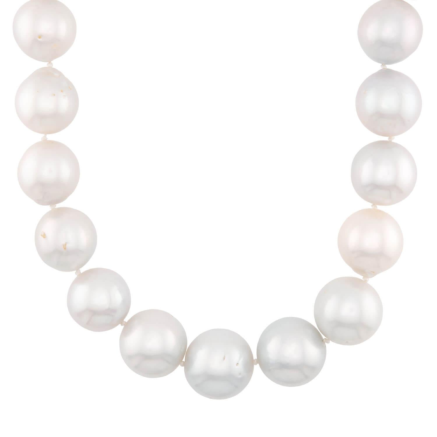 Estate 18k Pearl and Diamond Necklace 18"