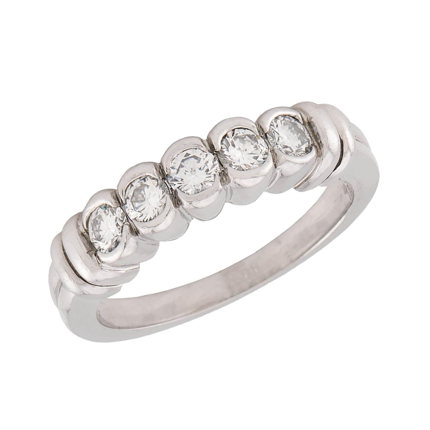 SCOTT K Estate Platinum Diamond Five Stone Ring