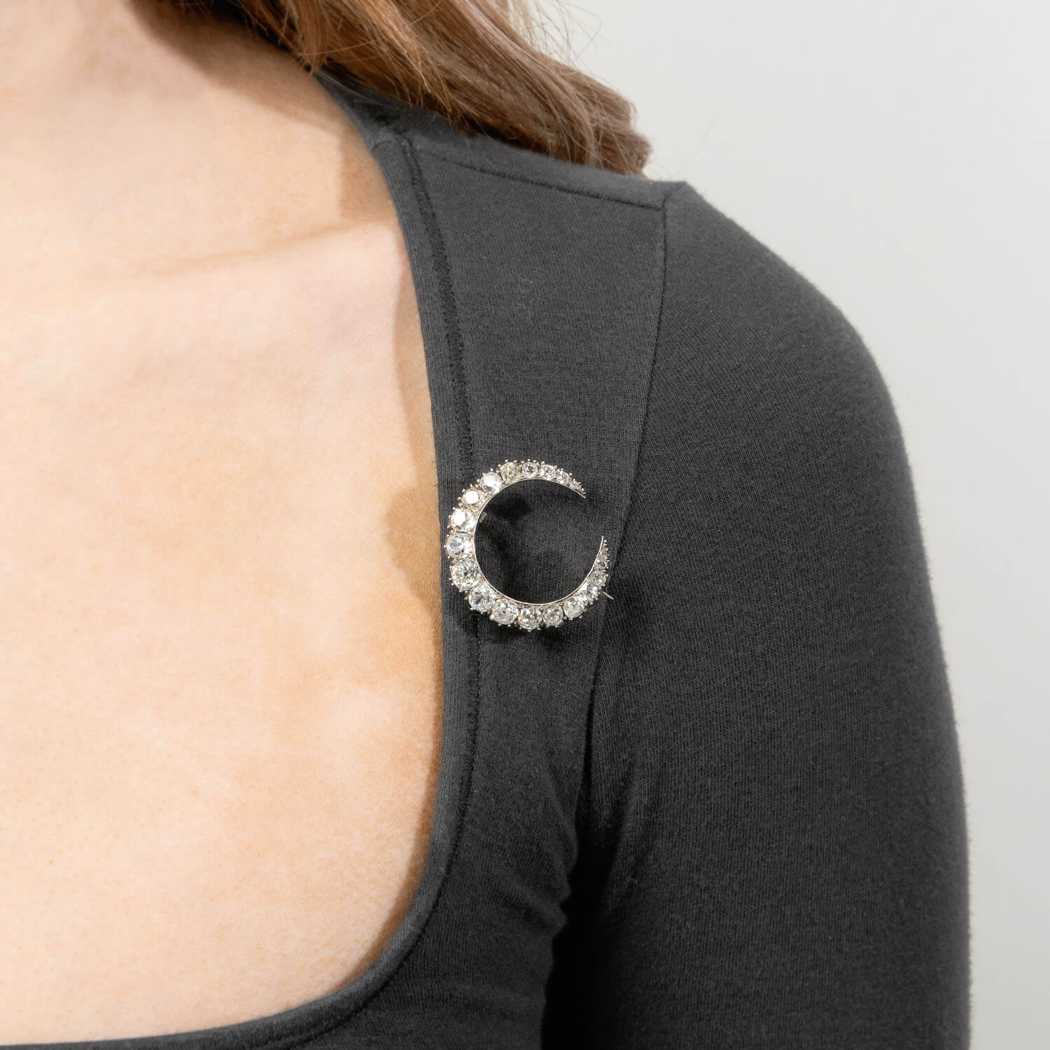 R. STEWART Victorian 18k/Sterling Silver Diamond Crescent Pin/Pendant