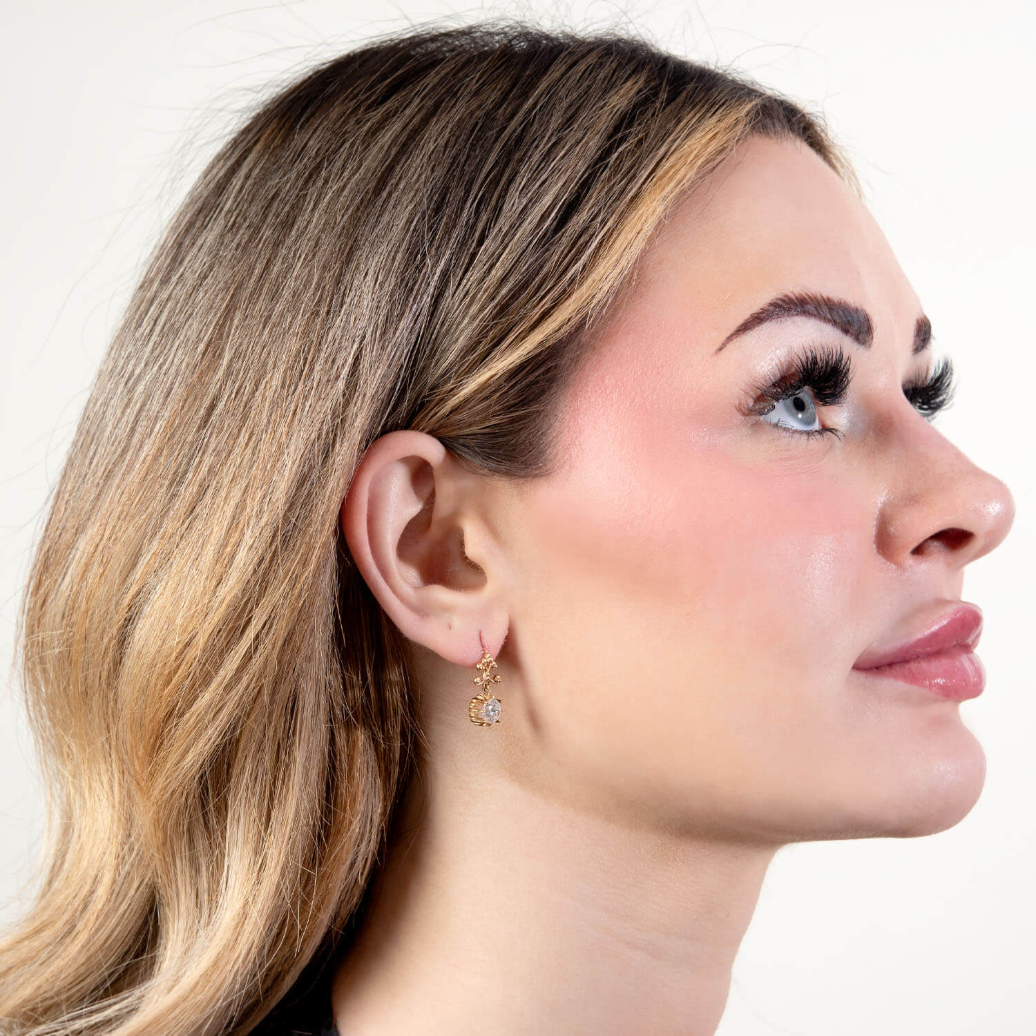 Victorian Style 14k White Gold Dangle Earring