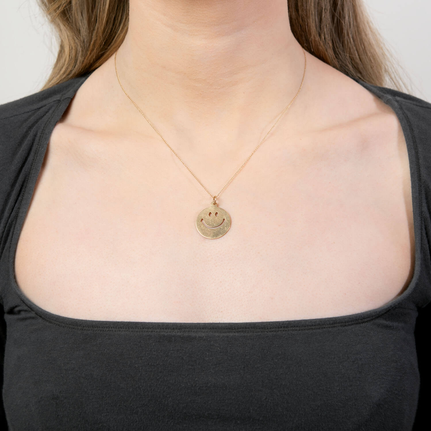 Estate 14k Smiling Face Pendant Necklace