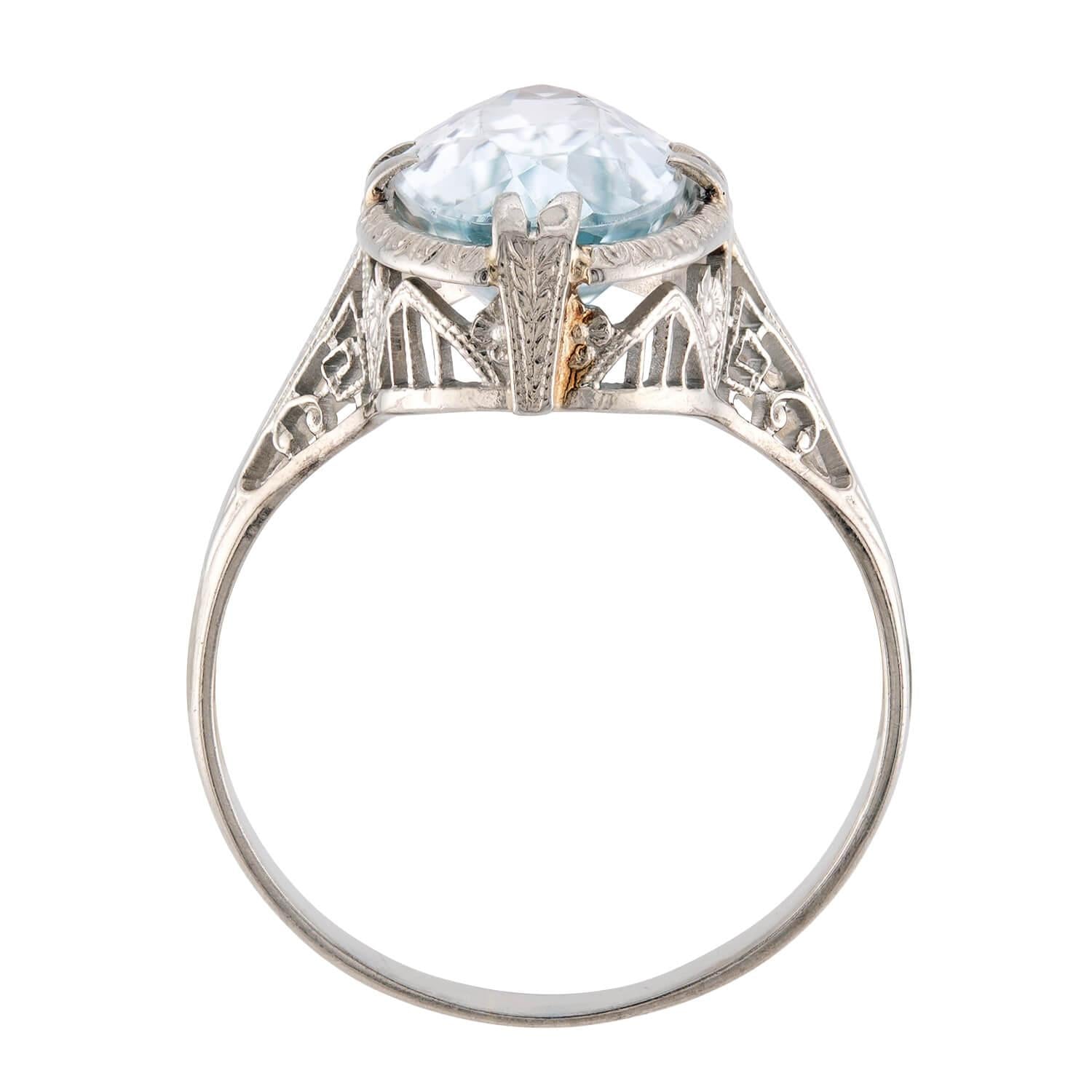Art Deco 18k Aqua Navette Ring