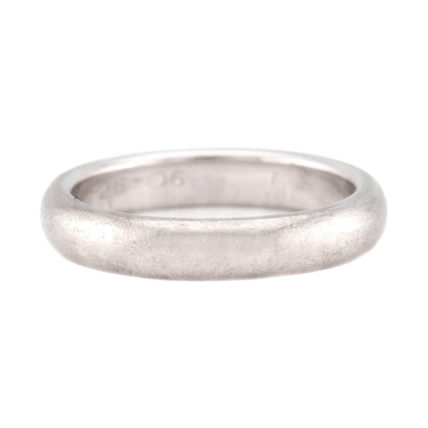 VAN CLEEF & ARPELS Estate Platinum Wedding Band