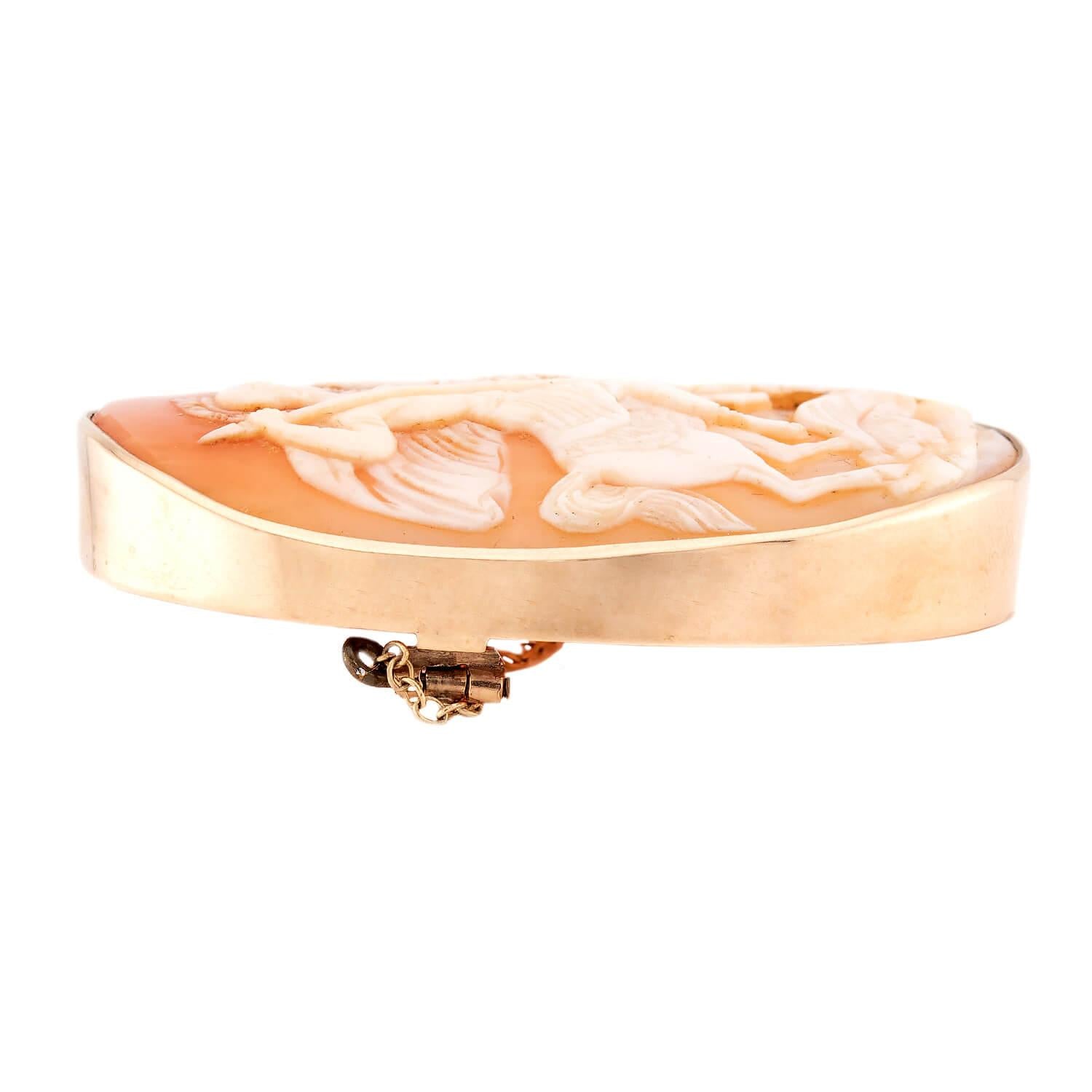 Victorian 9k Shell Cameo Brooch
