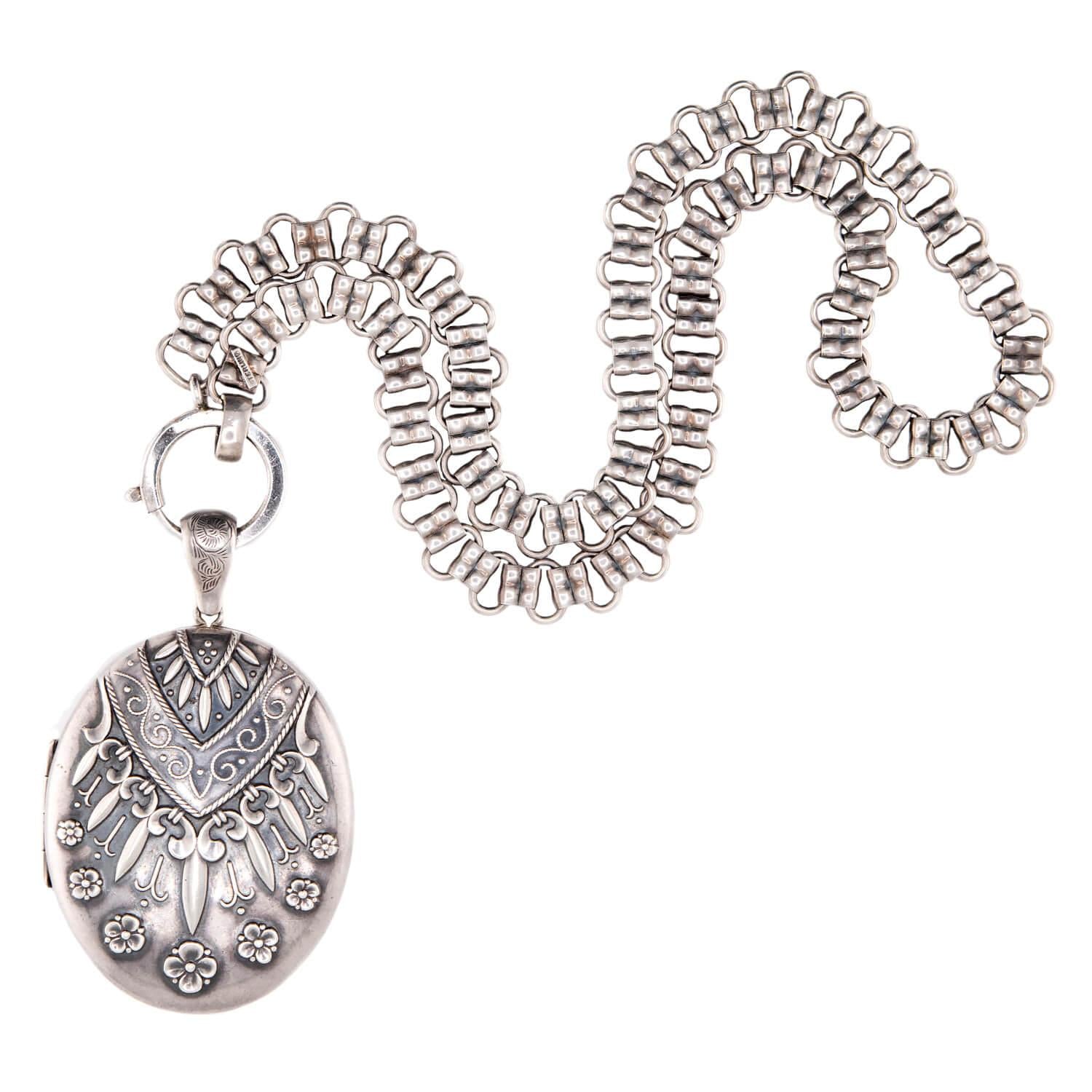 Victorian Sterling Silver Book Chain & Repoussé Locket Pendant Necklace