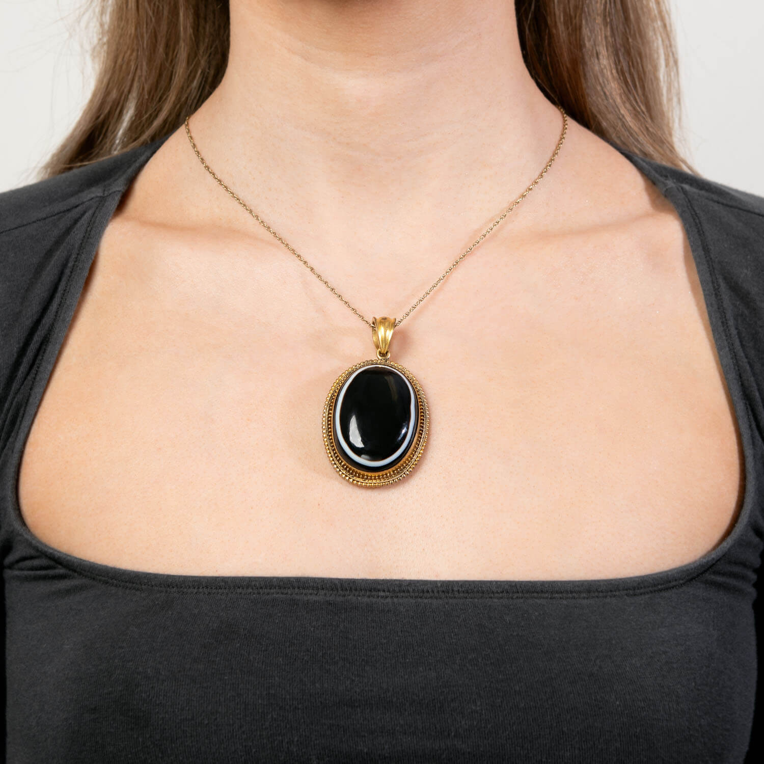 Victorian Gold-Fileld Banded Agate Pendant