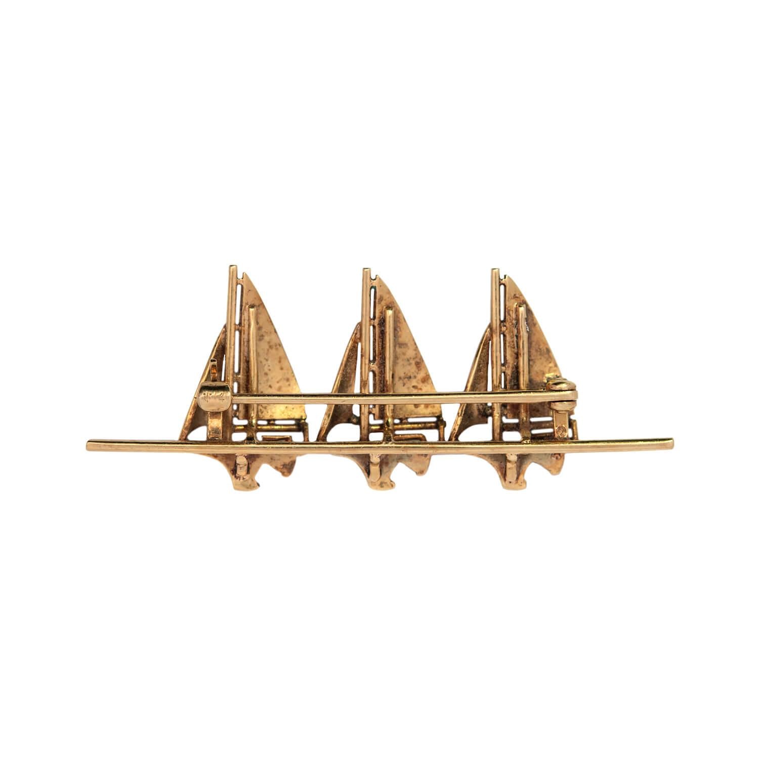 SLOAN & CO. Retro 14k Enamel Sailboat Pin