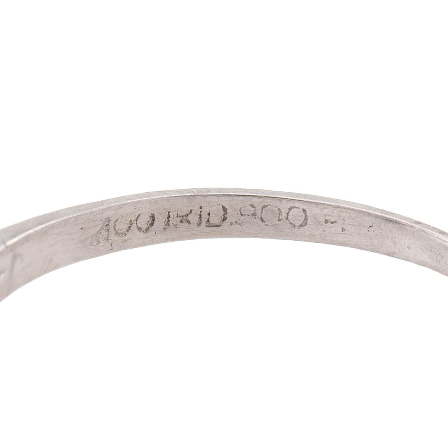 Art Deco Platinum Sapphire & Diamond Ring