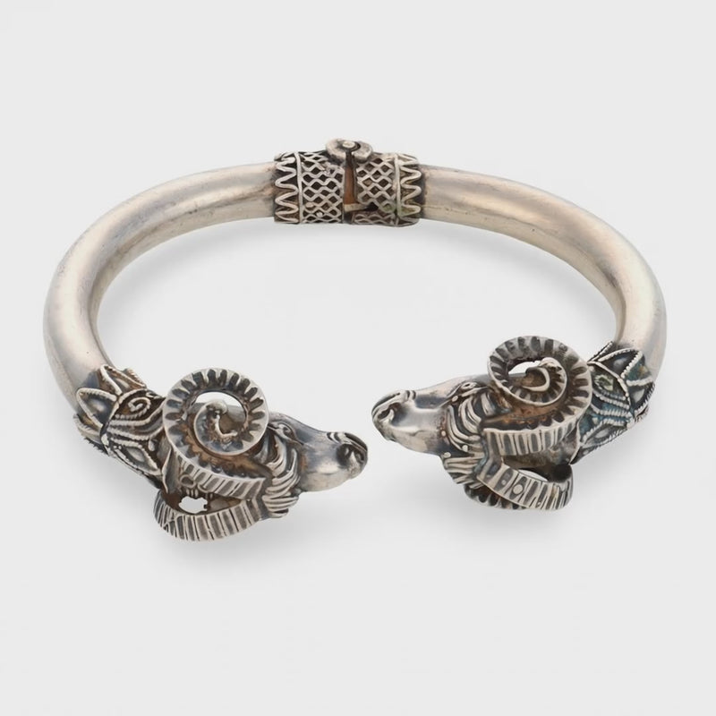 Retro Sterling Silver Ram's Head-Motif Bangle