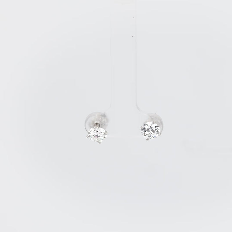 Estate 14k Diamond Stud Earrings