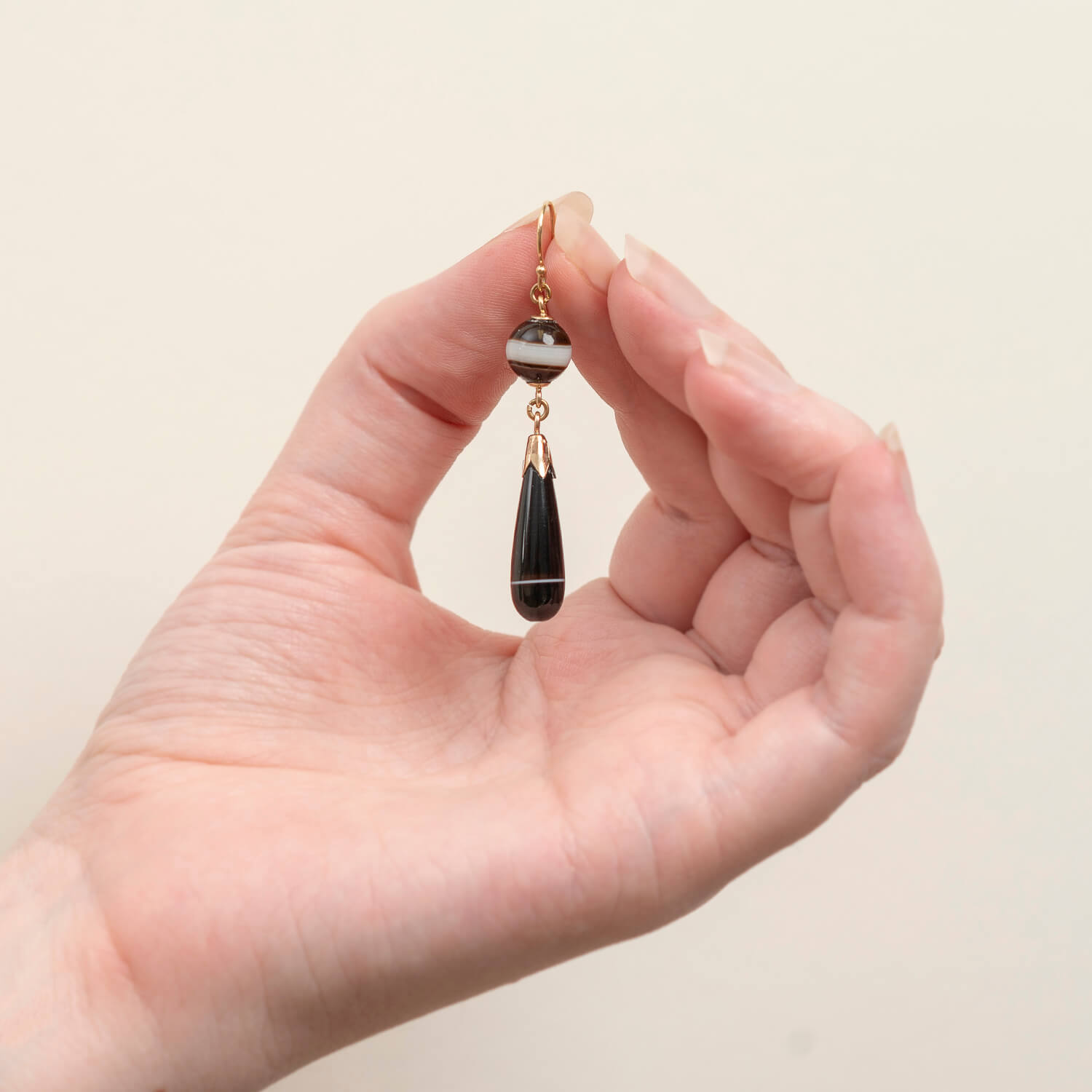 Victorian 14kt + Banded Agate Dangle Earrings