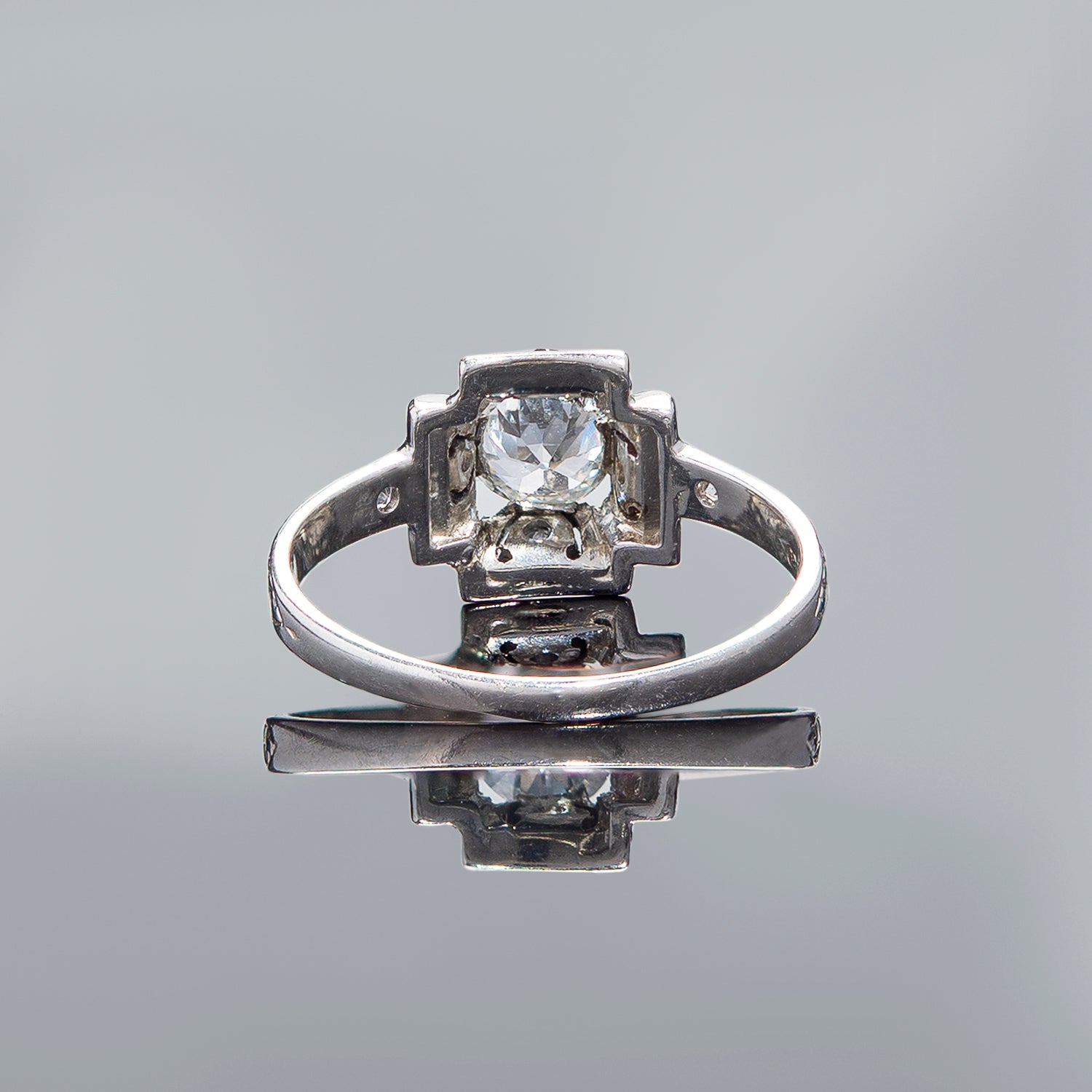 Art Deco 18K Diamond Engagement Ring 0.65ct