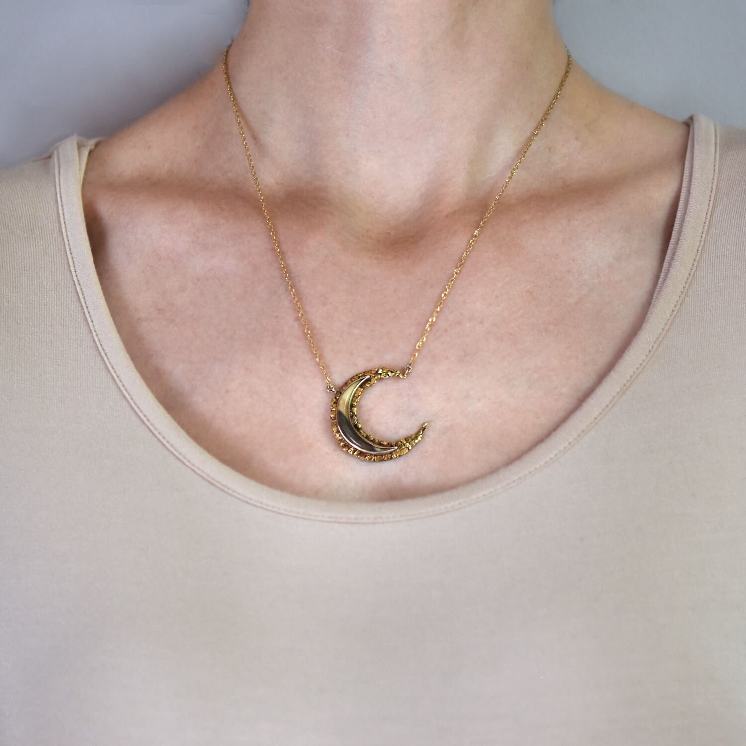 Late Victorian 14kt Genuine Gold Nugget + Horn Crescent Pendant Necklace