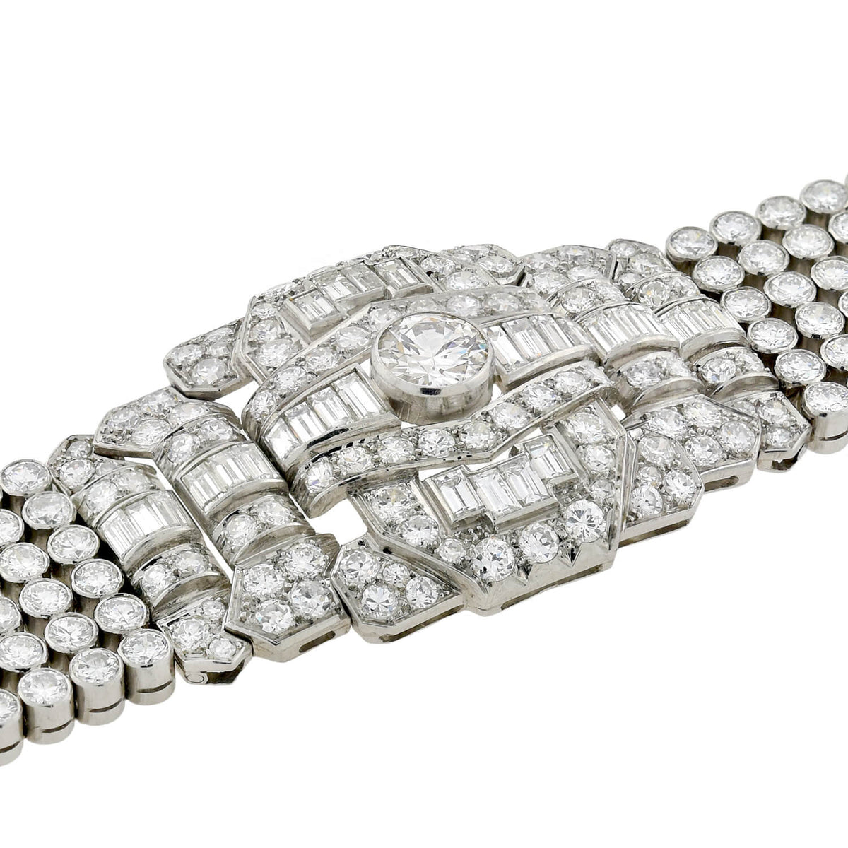 Retro Exquisite Platinum Diamond Encrusted Link Bracelet 32ctw