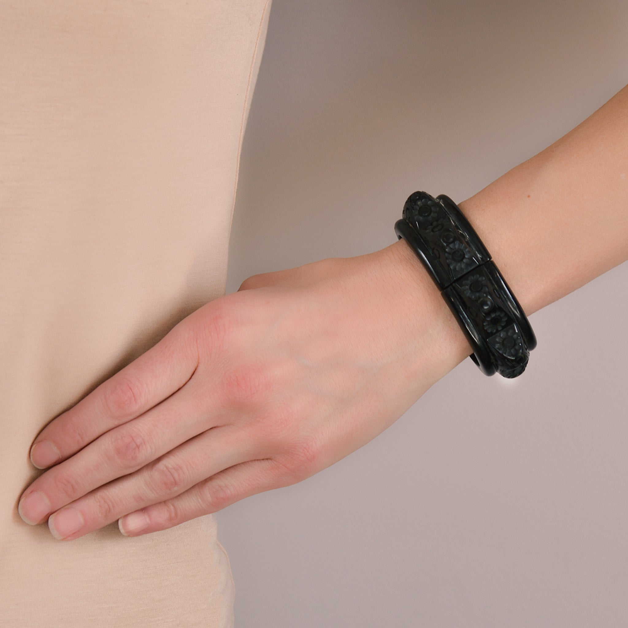 Retro Black Bakelite Carved Floral Clamper Bracelet